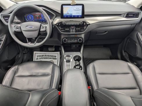 Used 2022 Ford Escape Titanium AWD/4WD image 16