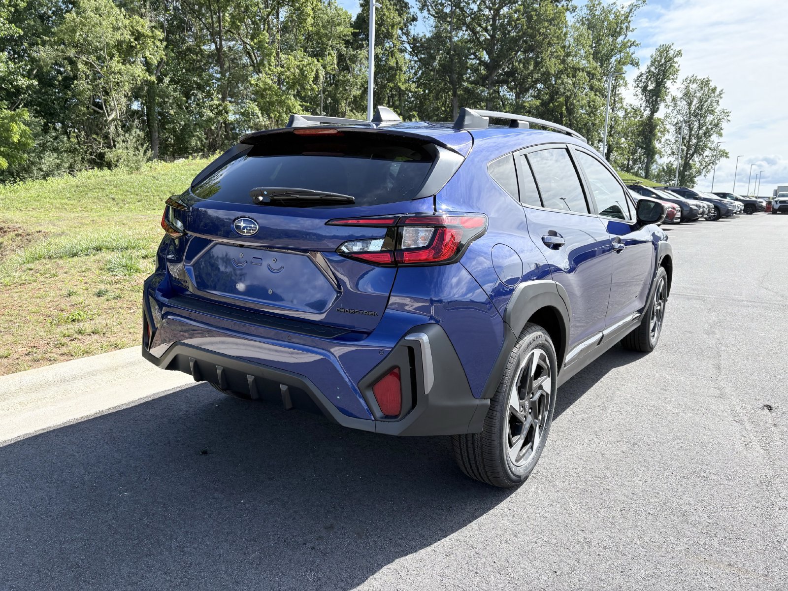 New 2026 Subaru Crosstrek 2.5i Limited w/ Popular Package #3A AWD/4WD image 9