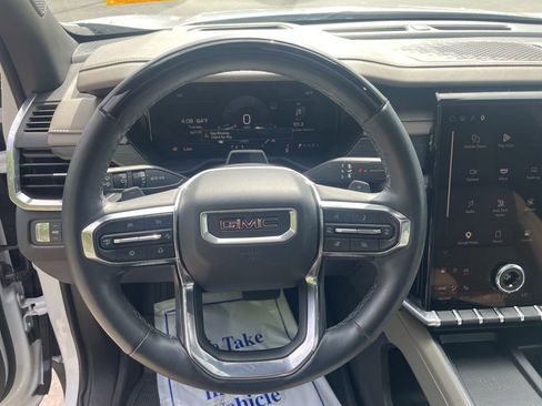 Used 2024 GMC Acadia Elevation w/ Super Cruise Package FWD image 28