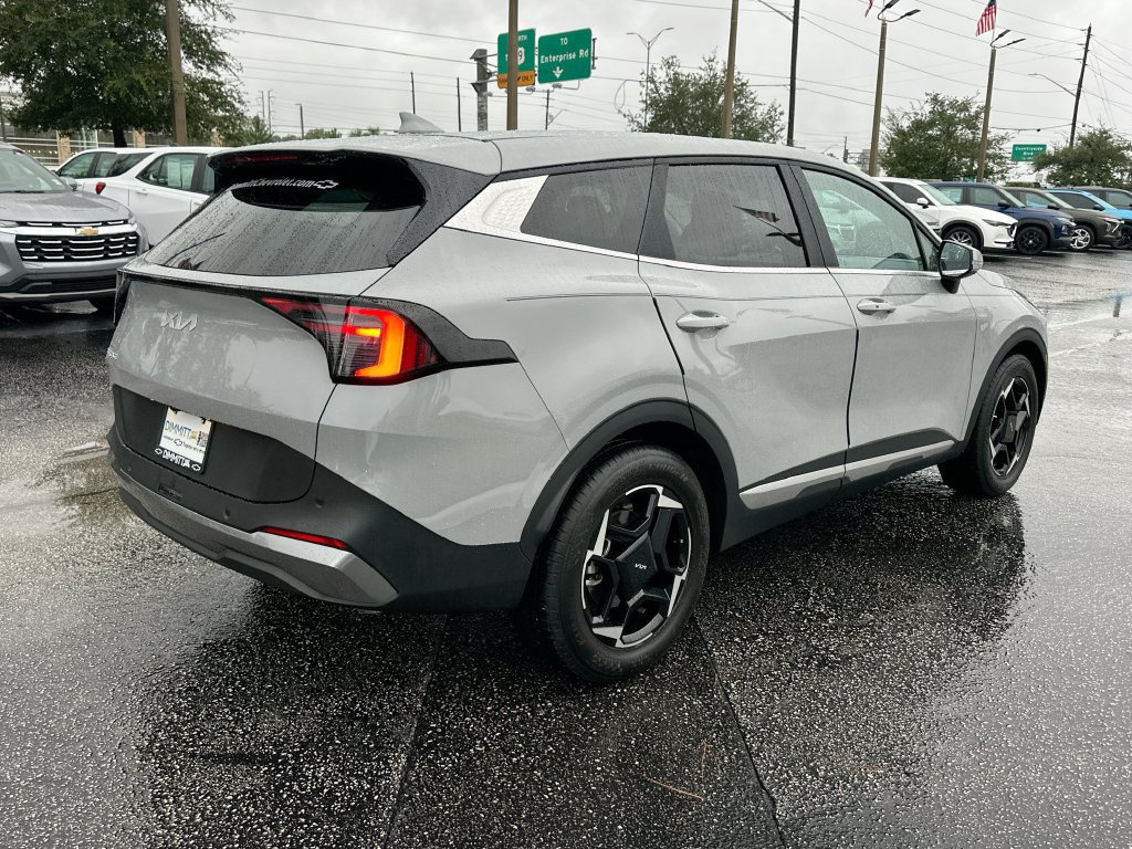 Used 2026 Kia Sportage EX FWD image 5