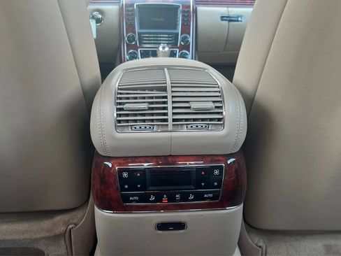 Used 2004 Maybach 57 RWD image 41