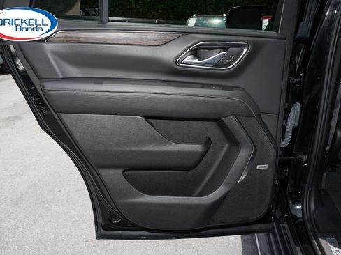 Used 2024 Chevrolet Tahoe Premier RWD image 14