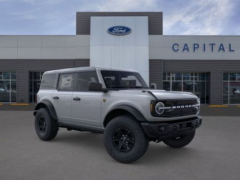 New 2026 Ford Bronco Badlands AWD/4WD image 7