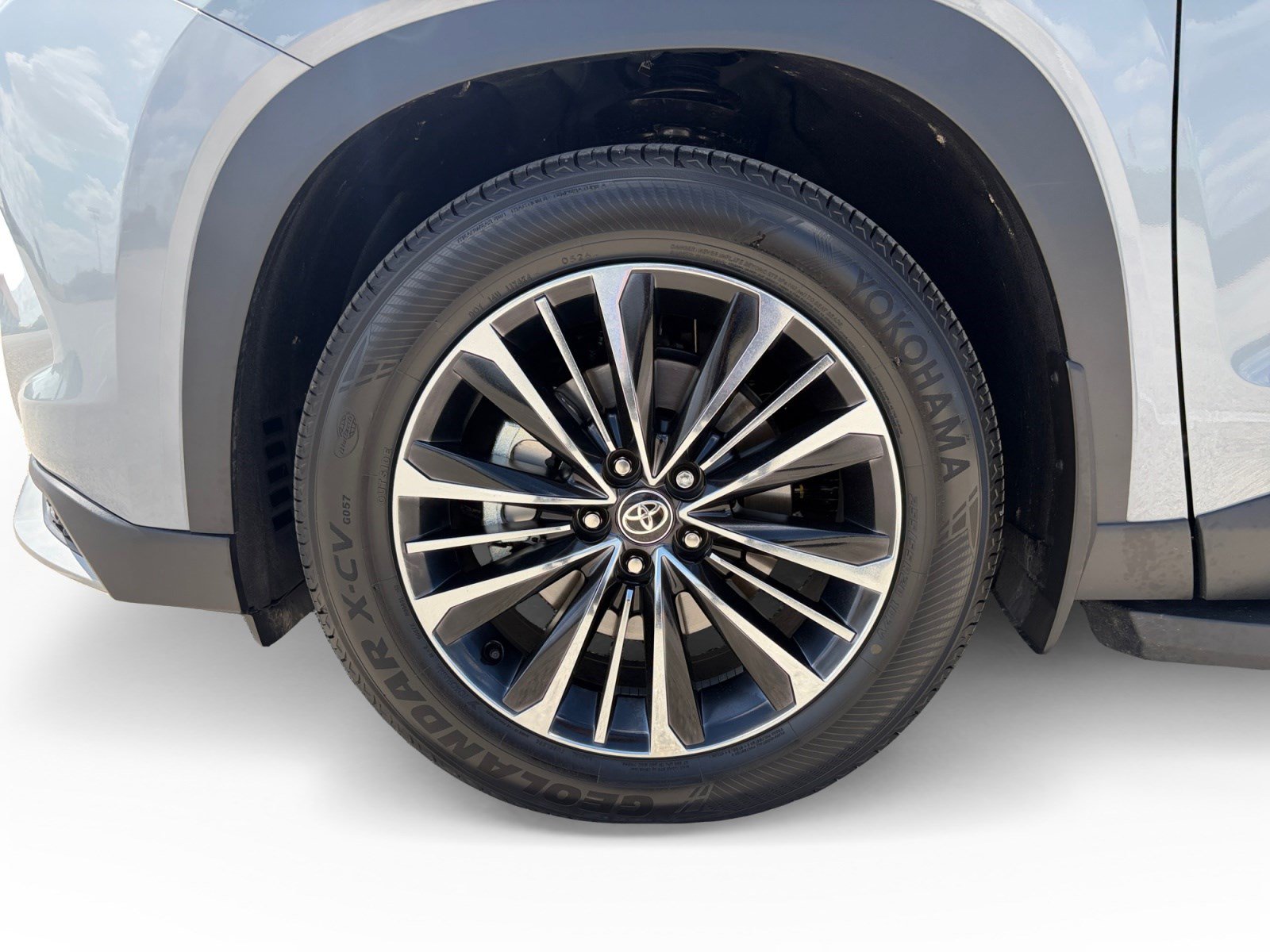 Used 2026 Toyota Grand Highlander AWD Hybrid image 9