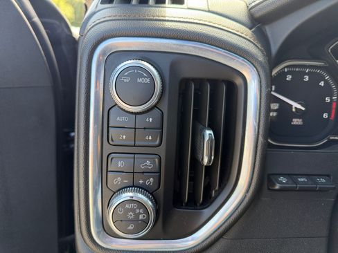 Used 2021 GMC Sierra 1500 AT4 w/ AT4 Premium Package AWD/4WD image 22