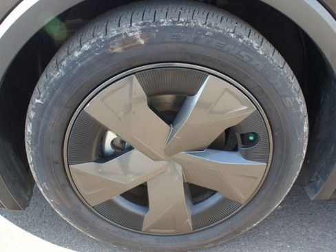 Used 2024 Toyota Prius LE image 22