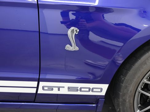 Used 2013 Ford Mustang Shelby GT500 RWD image 25
