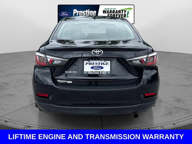 Used 2020 Toyota Yaris LE FWD image 5