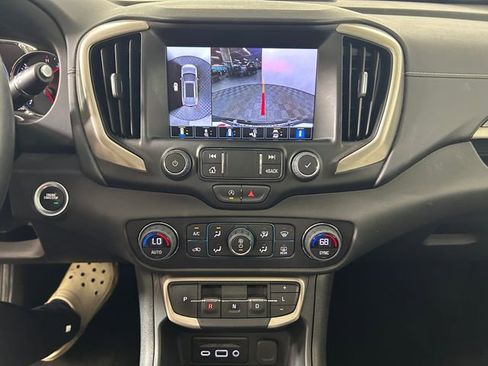 Used 2023 GMC Terrain Denali w/ Black Diamond Edition image 23