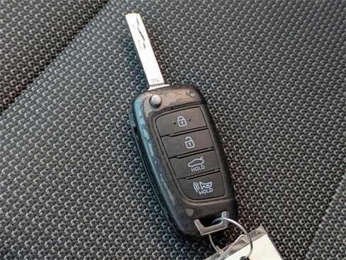 Used 2018 Hyundai Accent SE image 31