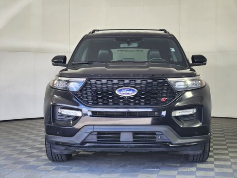 Used 2020 Ford Explorer ST w/ Premium Technology Package AWD/4WD image 2