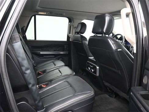 Used 2020 Ford Expedition Platinum image 17