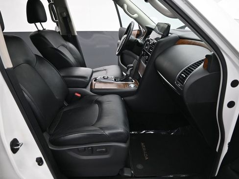 Used 2024 Nissan Armada SL w/ Captain's Chairs Package RWD image 25