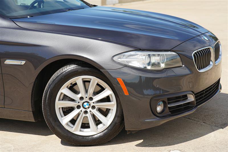 Used 2016 BMW 528i xDrive Sedan AWD/4WD image 15