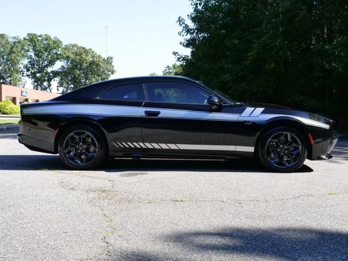 Used 2025 Dodge Charger Daytona R/T w/ Quick Order Package 25M R/T image 34