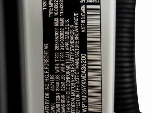 Used 2021 Porsche Cayenne Turbo image 67