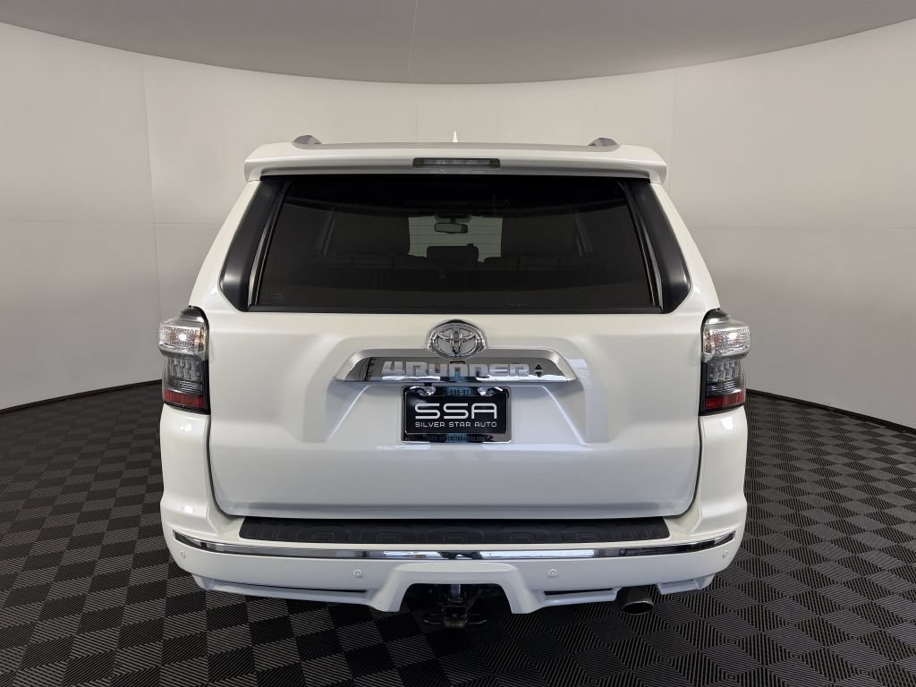 Used 2018 Toyota 4Runner Limited AWD/4WD image 7