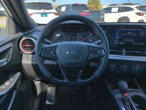 New 2026 Chevrolet Trax RS FWD image 15