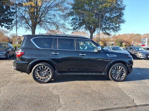 Used 2024 Nissan Armada Platinum w/ Captain's Chairs Package image 10