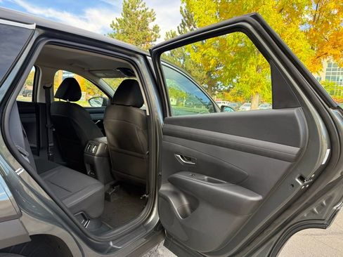 New 2026 Hyundai Tucson Blue SE image 18