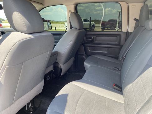 Used 2018 RAM 3500 Tradesman w/ Popular Equipment Group image 15