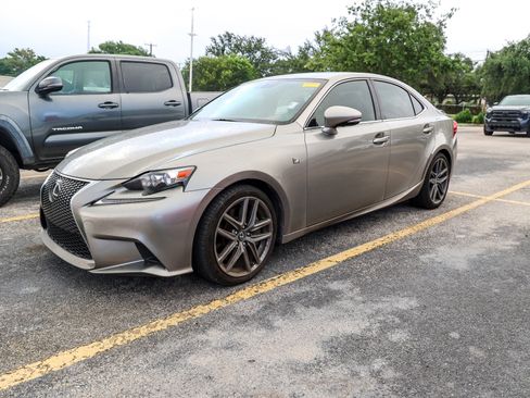 Used 2016 Lexus IS 350 w/ F Sport Package RWD image 3