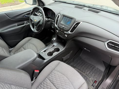 Used 2018 Chevrolet Equinox LT FWD image 22