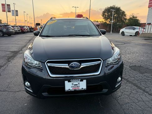 Used 2017 Subaru Crosstrek 2.0i Premium w/ Popular Package #2 image 2