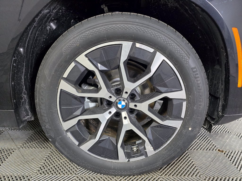 Used 2026 BMW X3 xDrive30i w/ Premium Package AWD/4WD image 2