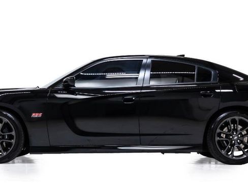 Used 2021 Dodge Charger Scat Pack image 6
