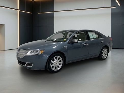 Used 2012 Lincoln MKZ FWD image 1