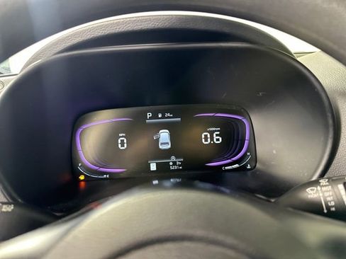 Used 2023 Kia Soul LX w/ LX Technology Package image 17