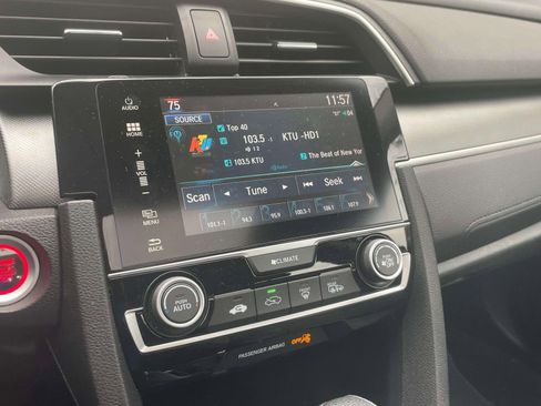 Used 2018 Honda Civic EX image 27