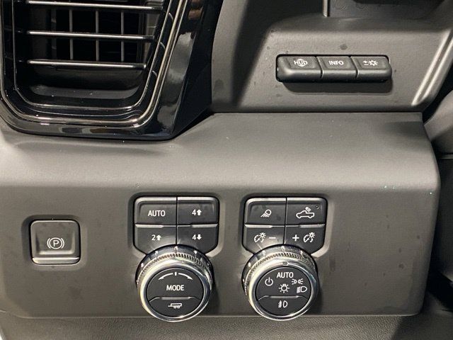 Used 2023 GMC Sierra 1500 AT4 w/ AT4 Premium Package AWD/4WD image 35