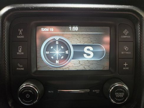 Used 2019 Jeep Wrangler Sport AWD/4WD image 23