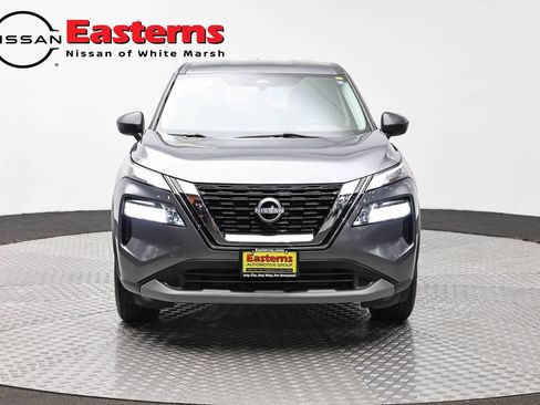 Used 2023 Nissan Rogue S AWD/4WD image 2