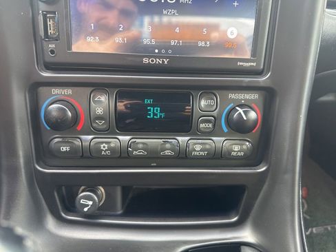 Used 2002 Chevrolet Corvette Convertible w/ Preferred Equipment Group2 image 30