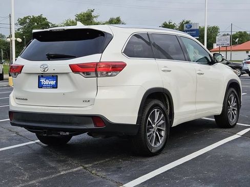 Used 2018 Toyota Highlander XLE FWD image 7