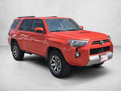 Used 2024 Toyota 4Runner TRD Off-Road Premium w/ Off Road Premium Plus Package AWD/4WD image 3