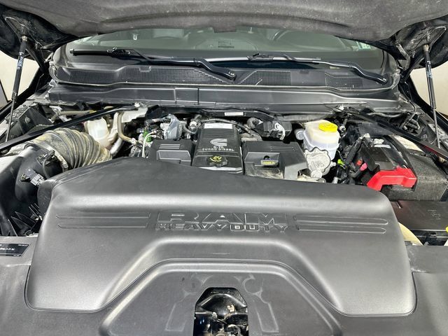 Used 2024 RAM 2500 Laramie w/ Safety Group AWD/4WD image 35