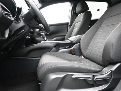 Used 2023 Honda HR-V Sport image 14