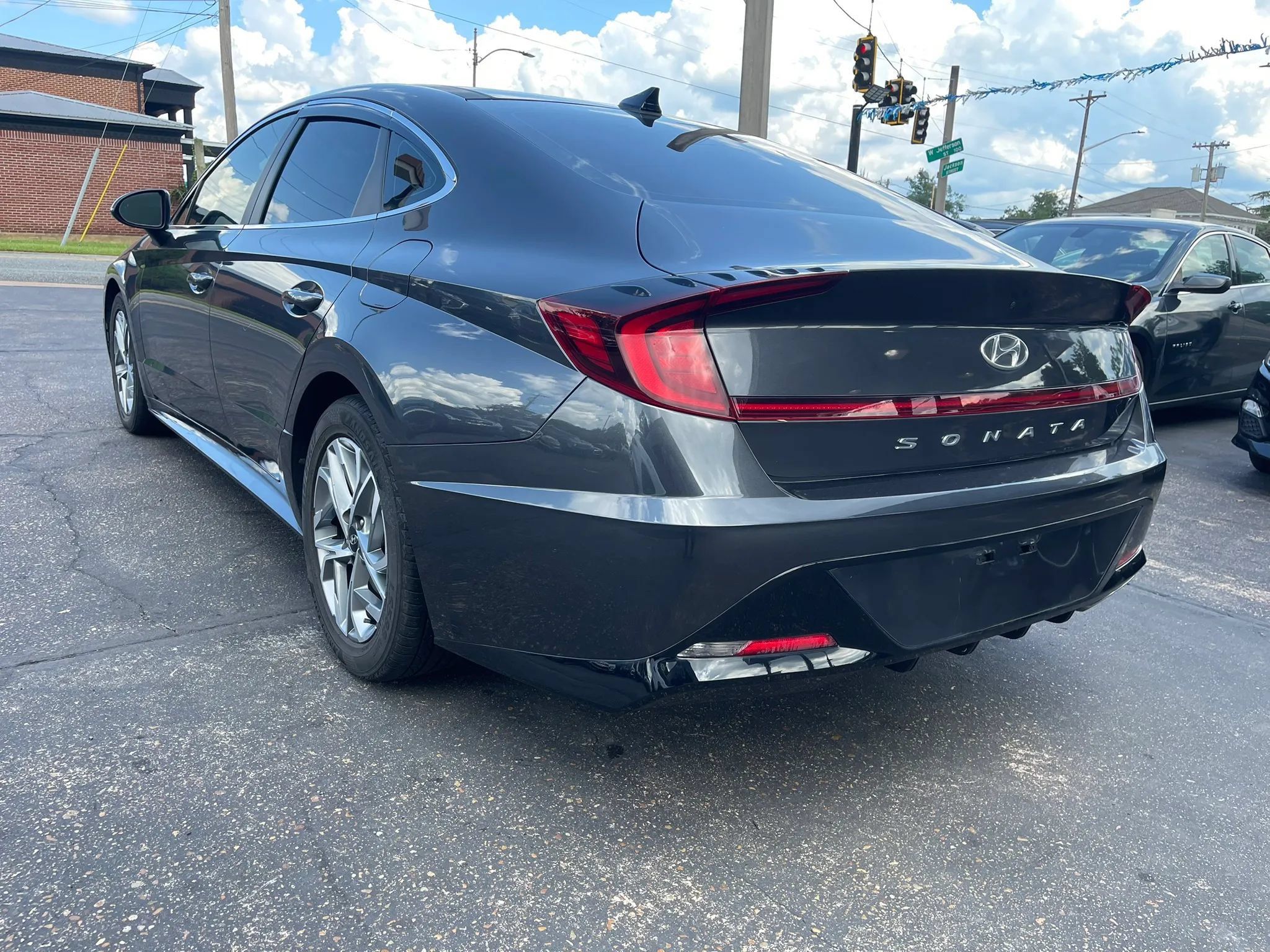 Used 2020 Hyundai Sonata SEL w/ Premium + Sunroof Package FWD image 6