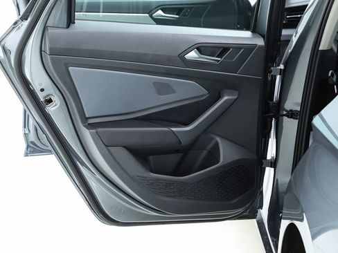 New 2026 Volkswagen Jetta SE image 17