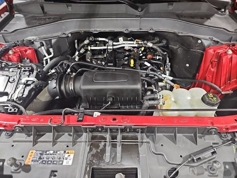 Used 2022 Ford Explorer XLT w/ Equipment Group 202A AWD/4WD image 37