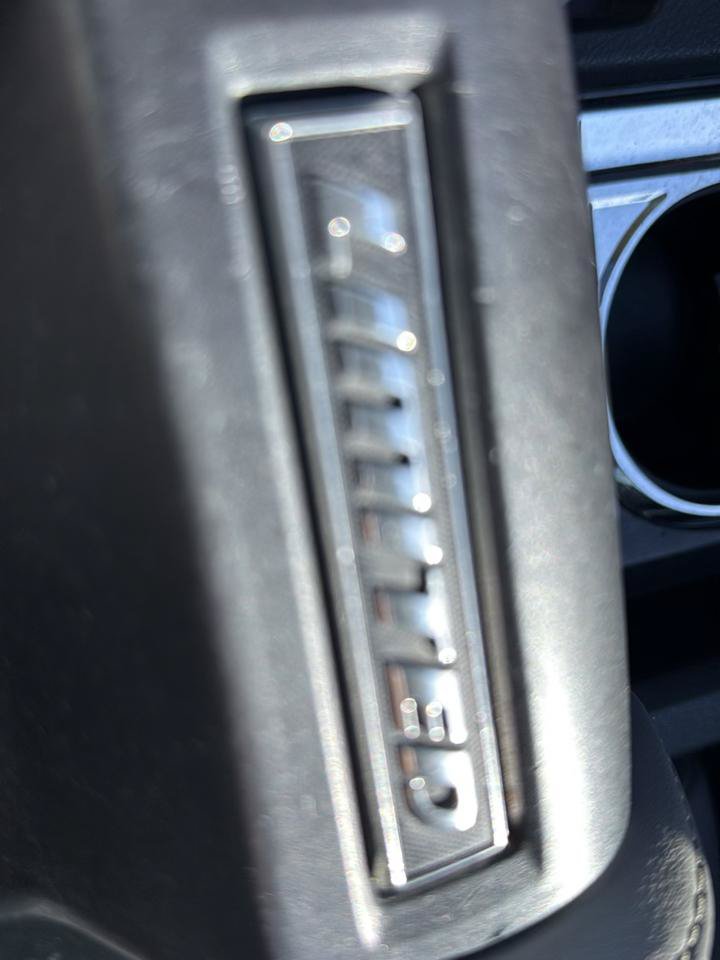 Used 2015 Toyota Tundra Limited AWD/4WD image 30