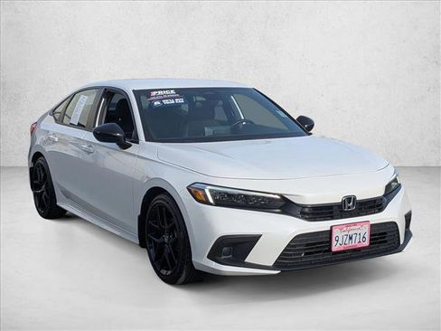 Used 2024 Honda Civic Sport image 3