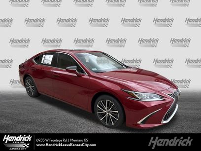 New 2025 Lexus ES 350 w/ Premium Package