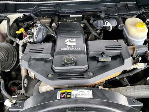 Used 2016 RAM 2500 Laramie w/ Convenience Group image 31