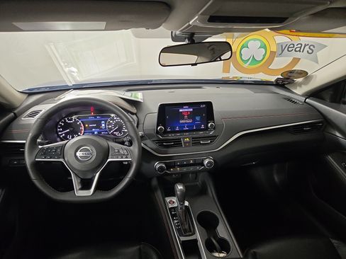 Used 2022 Nissan Altima 2.5 SR FWD image 13