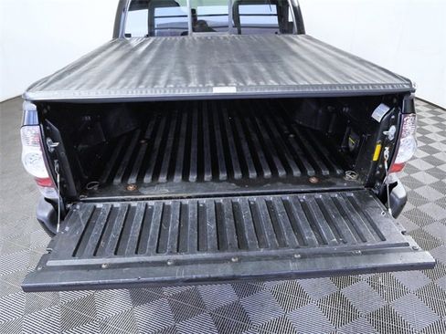 Used 2013 Toyota Tacoma 4x4 Double Cab image 12